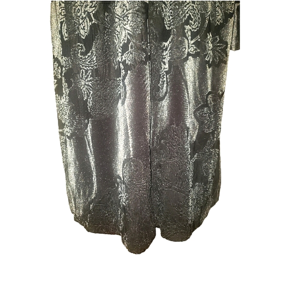Gilli Sazan Black Floral Velvet Colorshift Sparkles Flare Sleeves Dress 1X NWT - Picture 9 of 17